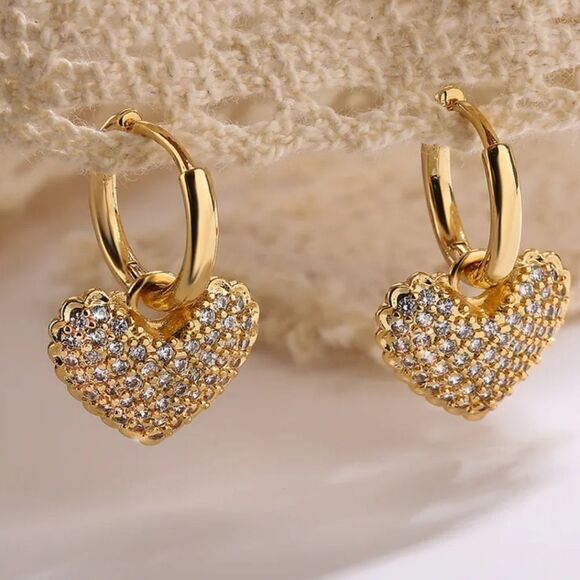 Heart pave huggie hoops feminine danity Jewel heart rhinestone | NWOT - Picture 6 of 8